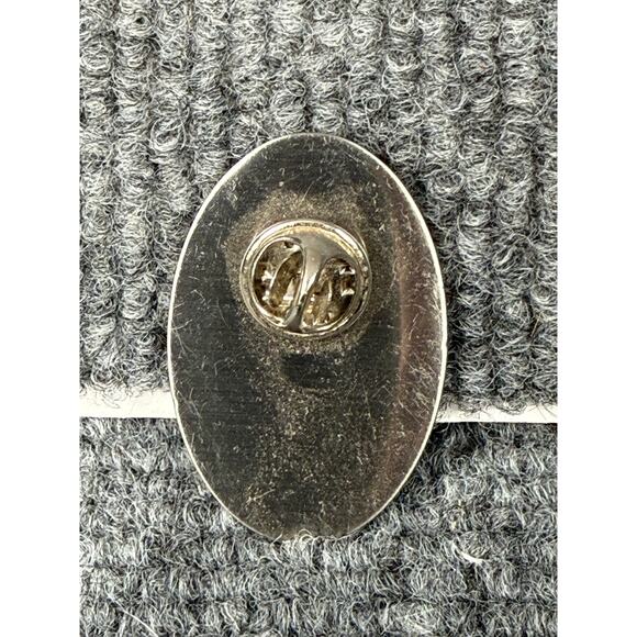 Waffle House Christmas Pinback 2015 Holiday Tradition Collectible Memorabilia - Picture 4 of 4